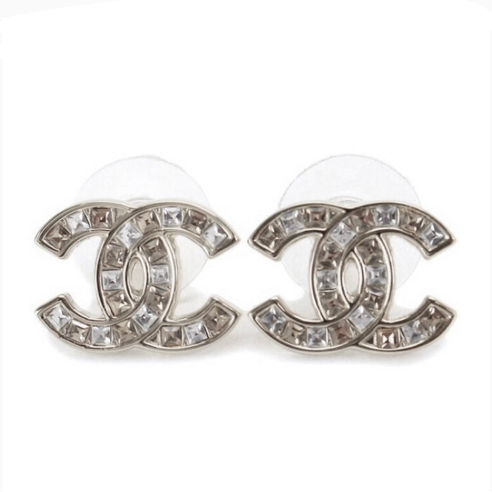 🌼🌸SPRING SALE🌸🌼 Authentic Chanel Classic Crystal Earrings
